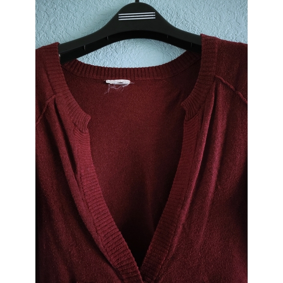 V-Neck Short Sleeve Lightweight Cardigan - Picture 4 of 6